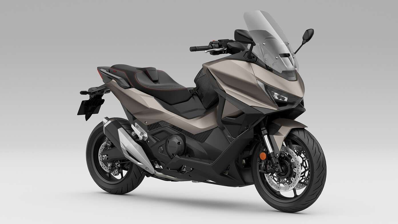 Honda Forza 750cc 2025 avec top case