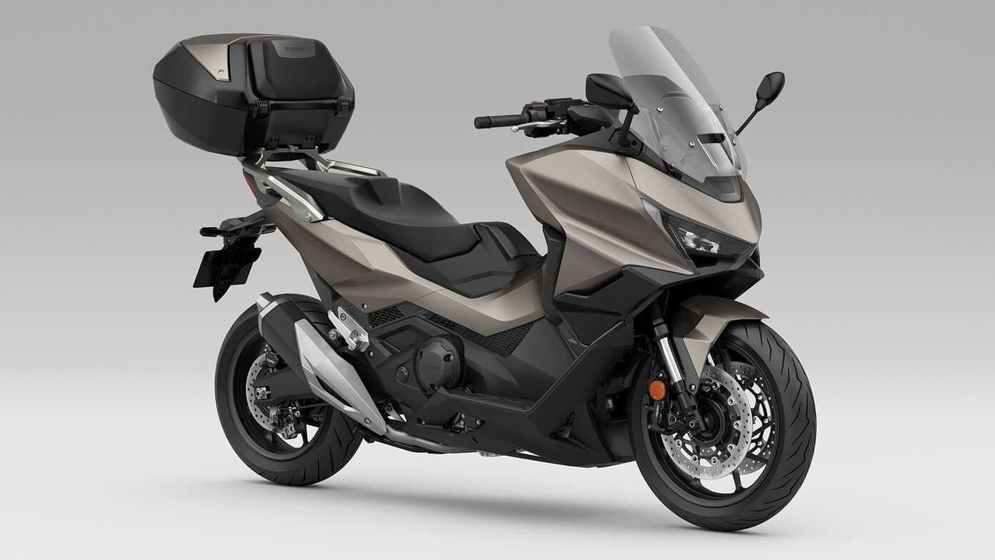 Honda Forza 750cc 2025 avec top case